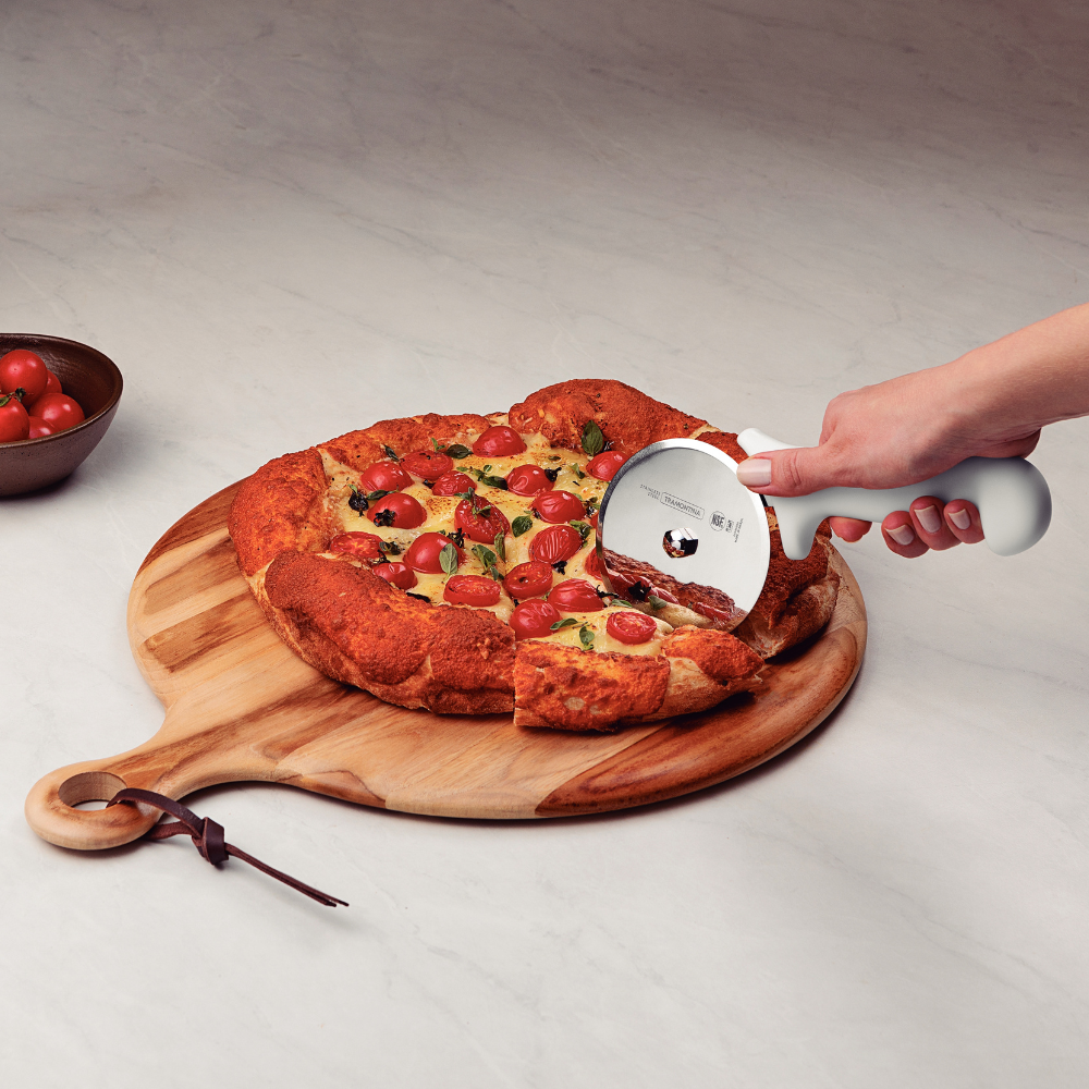 Cortador para Pizza Tramontina Utilitá en Acero Inoxidable con